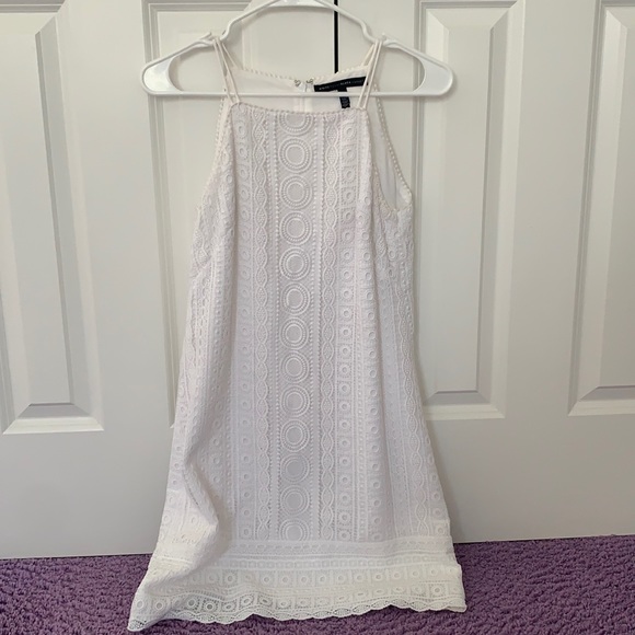 White dress - Picture 1 of 2